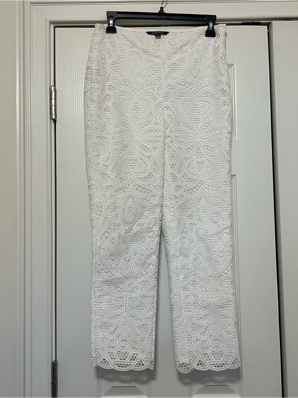 Lauren Ralph Lauren White Lace Straight Leg Pants with Intricate design, size 2